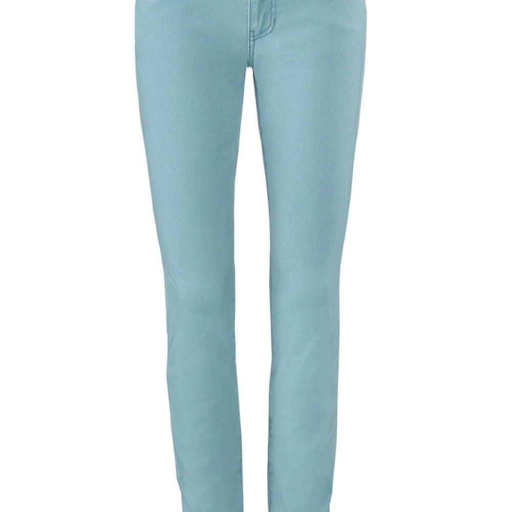 CAbi Women's Skinny Jeans in Light Blue